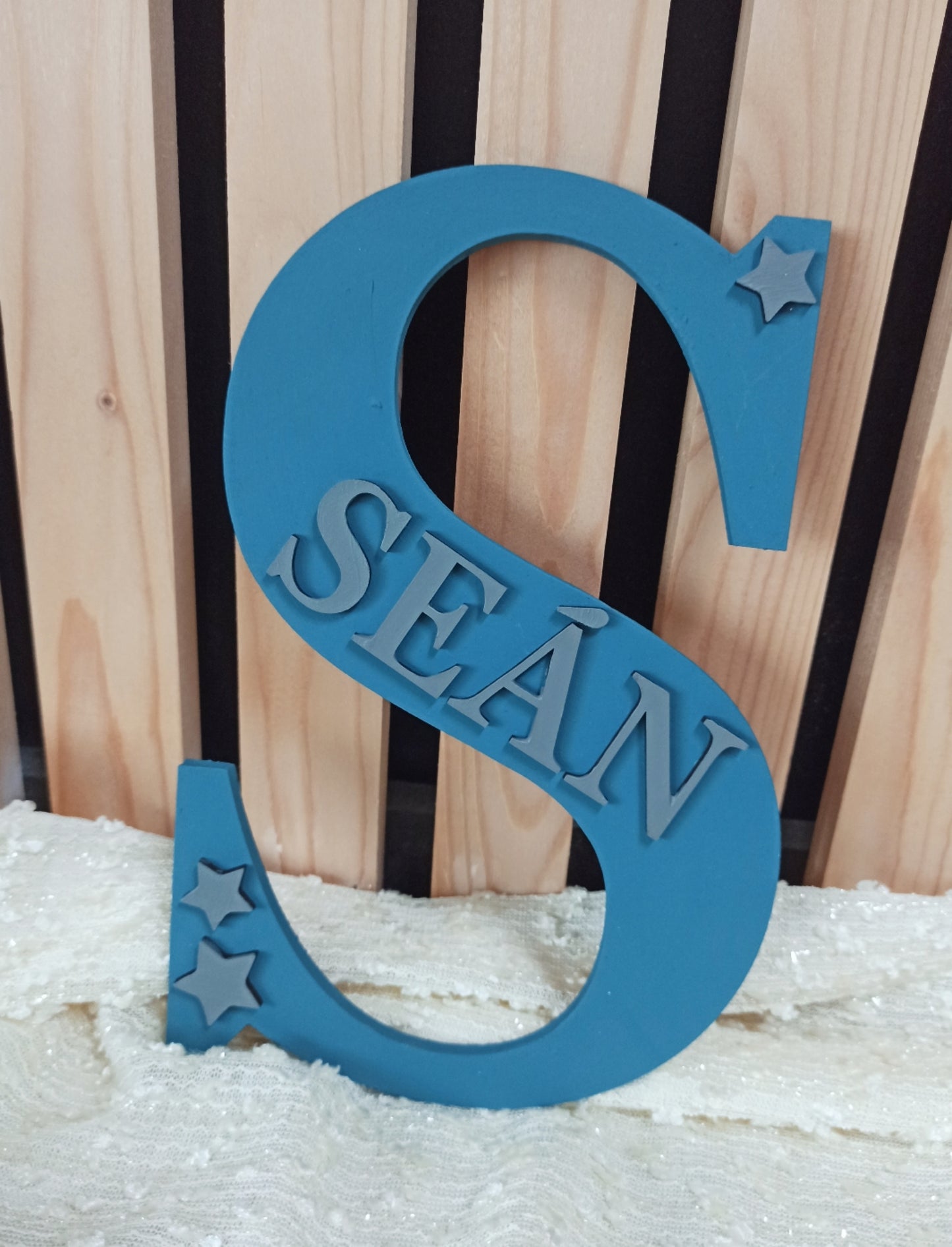 Letter door/wall hanging sign