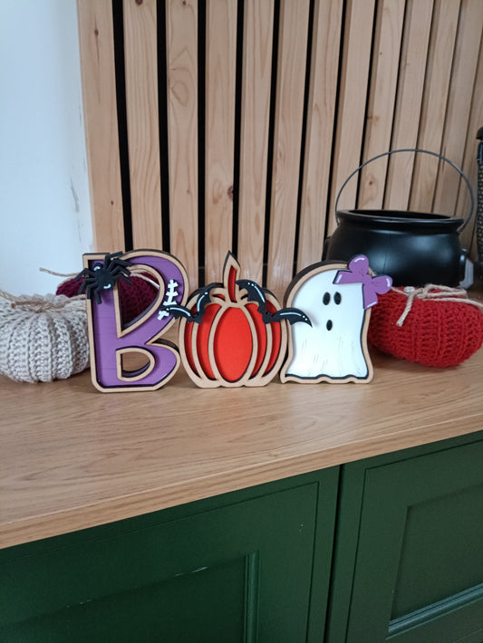 Boo freestanding shelf decoration